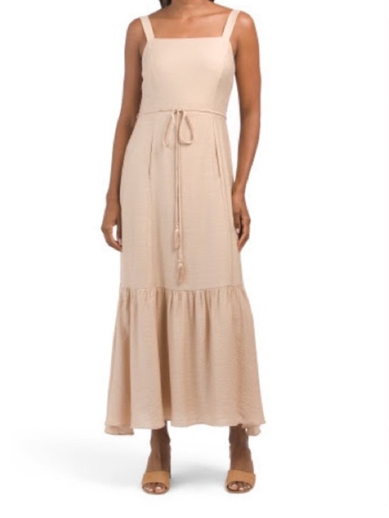 Taylor Dresses & Skirts - 💚Taylor Beige Maxi Dress with Square Neck and Waist Tie